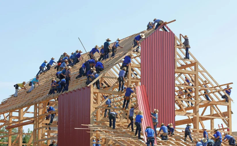 Choosing the Right Contractor for Your Next Roof Project